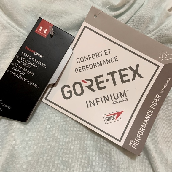 NWT Under Armour vortex hooded lightweight shirt - Picture 5 of 5